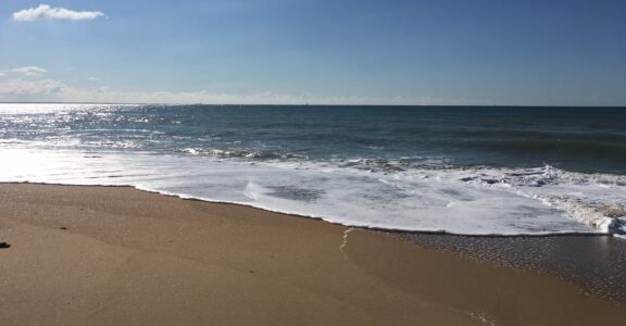 Nos stages de Pilates au bord de l’océan en Vendée à la Tranche-sur-mer.